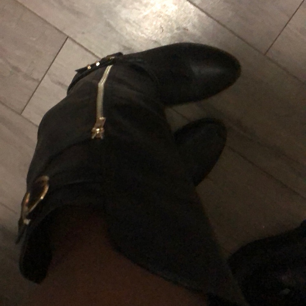 Knees shoes